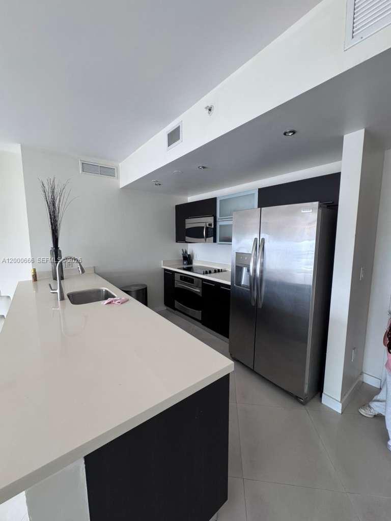 90 Southwest 3rd Street, Unit 3505 Miami, FL 33130 - Photo 29 of 38