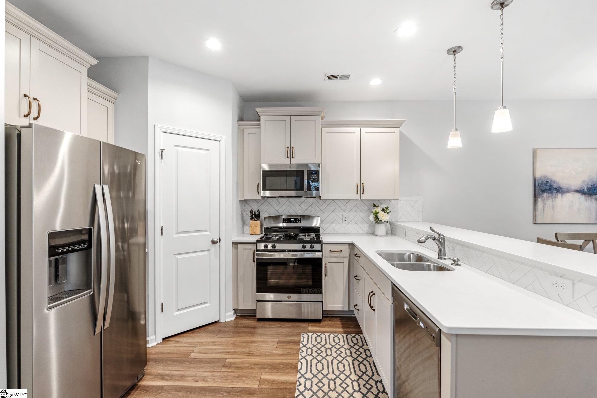 15 Tyrian Drive Greenville, SC 29607 - Photo 18 of 30