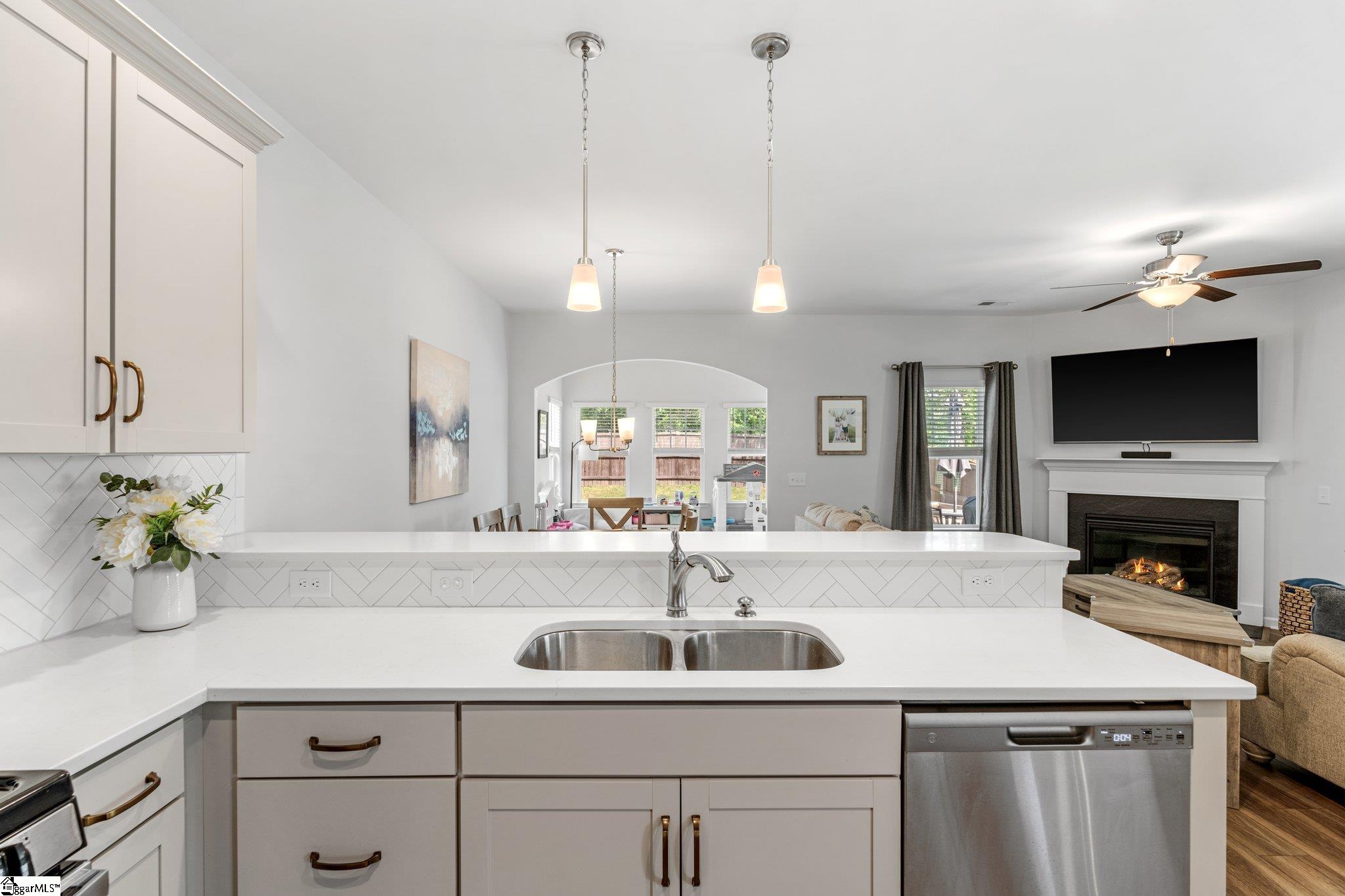 15 Tyrian Drive Greenville, SC 29607 - Photo 19 of 30