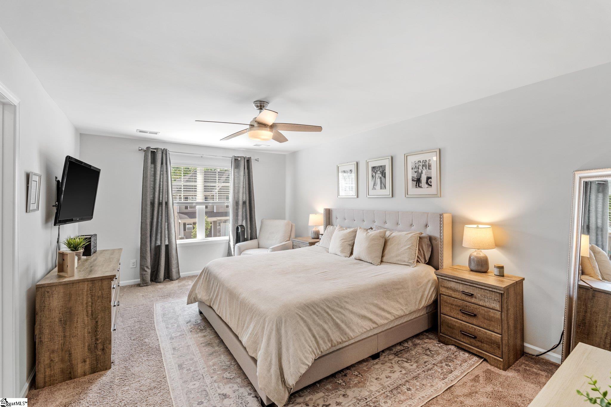 15 Tyrian Drive Greenville, SC 29607 - Photo 2 of 30