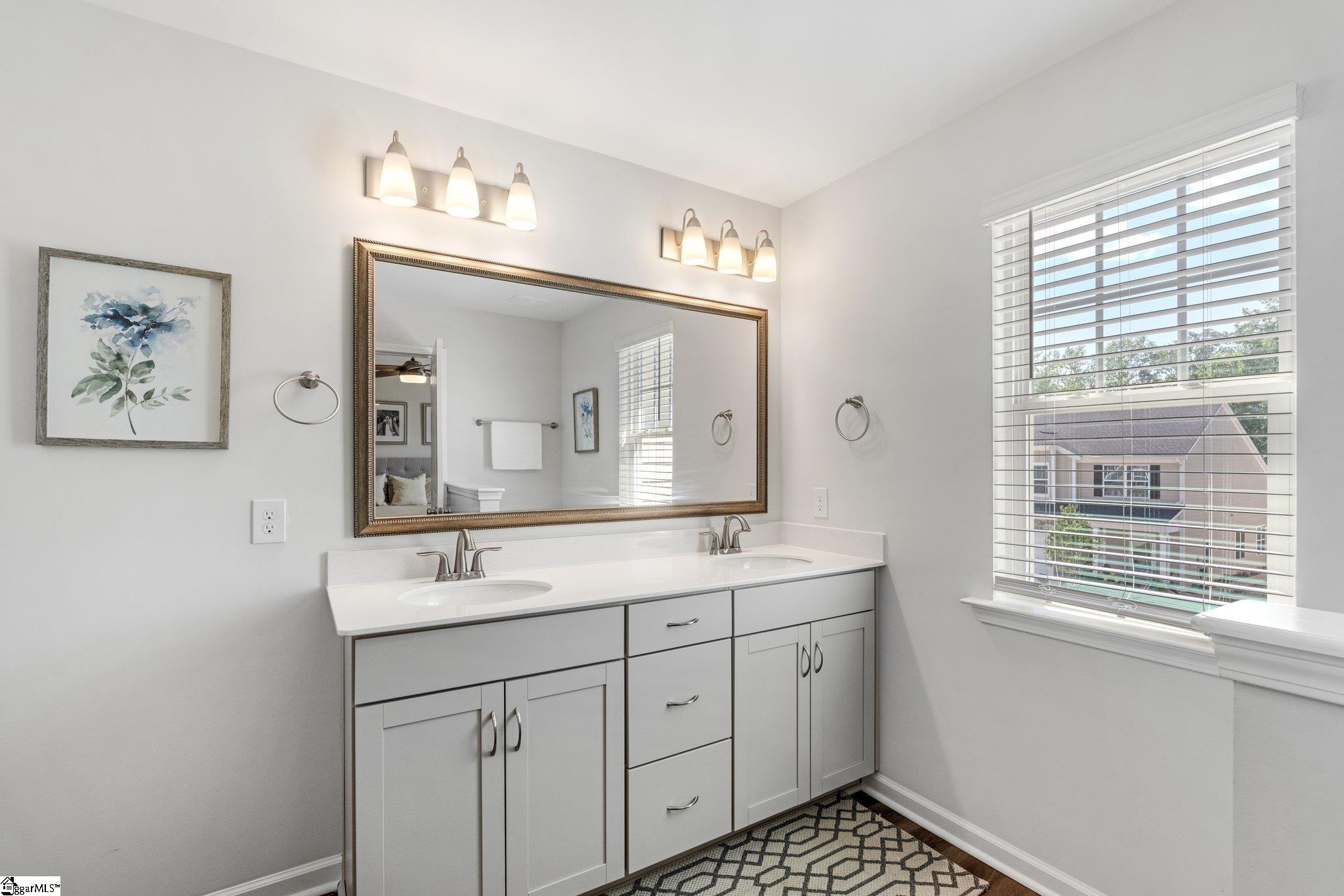 15 Tyrian Drive Greenville, SC 29607 - Photo 3 of 30