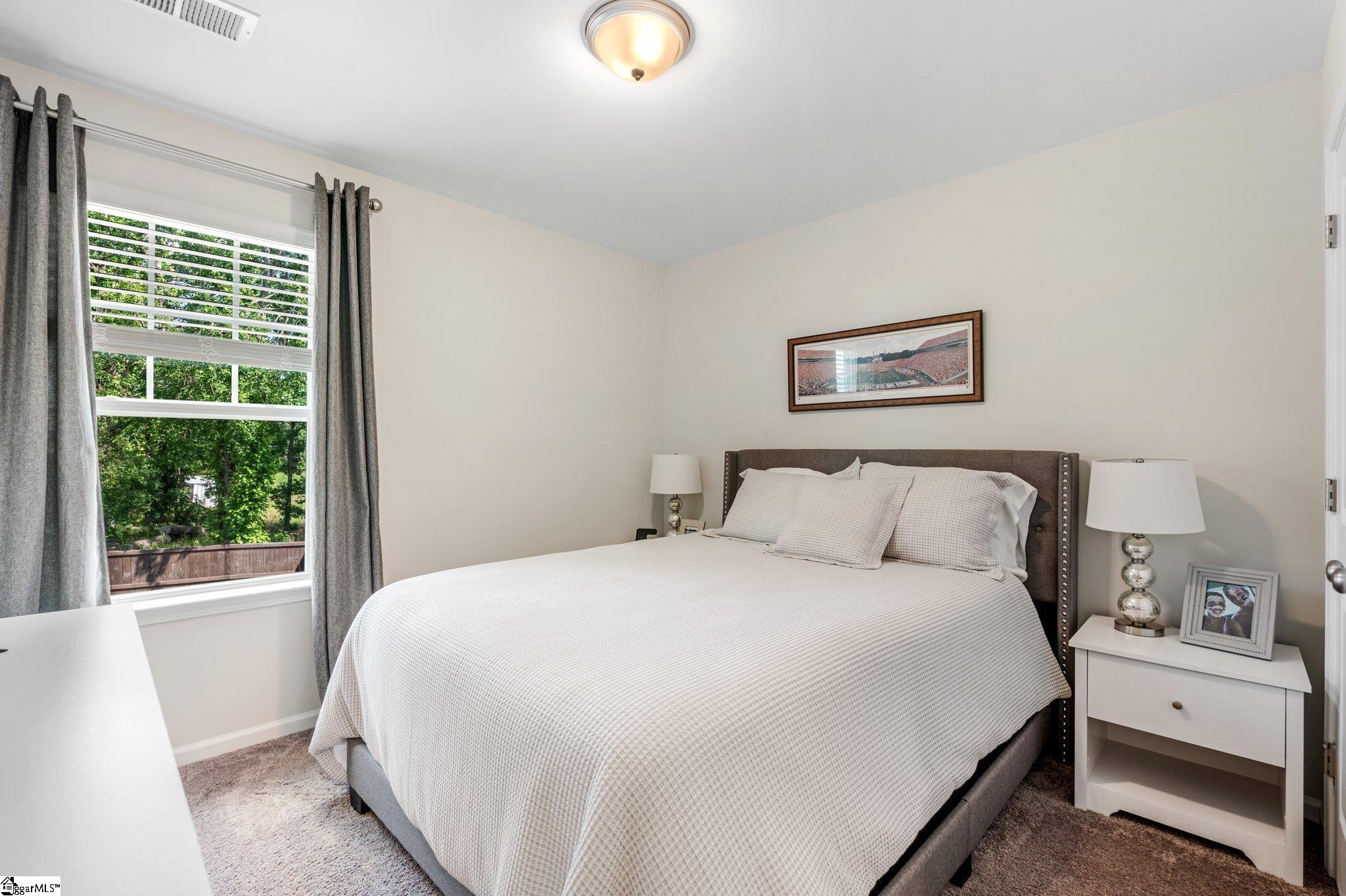 15 Tyrian Drive Greenville, SC 29607 - Photo 5 of 30