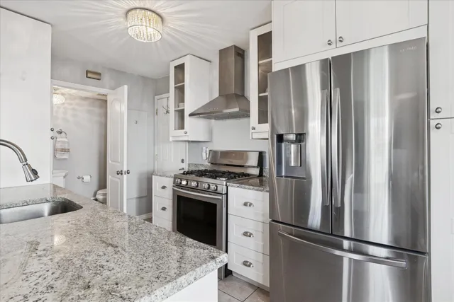 $255,000 | 23675 Stonehenge Boulevard, Novi, MI 48375