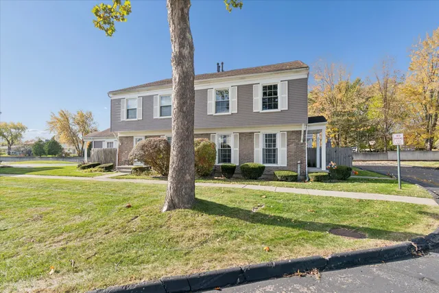 $255,000 | 23675 Stonehenge Boulevard, Novi, MI 48375