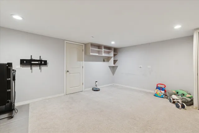 $255,000 | 23675 Stonehenge Boulevard, Novi, MI 48375