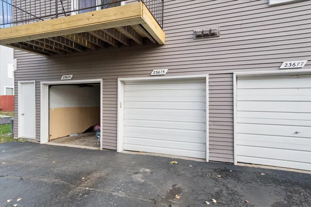 $255,000 | 23675 Stonehenge Boulevard, Novi, MI 48375