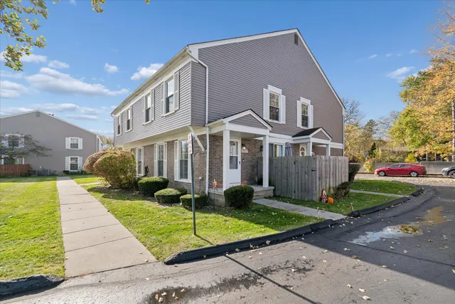 $255,000 | 23675 Stonehenge Boulevard, Novi, MI 48375