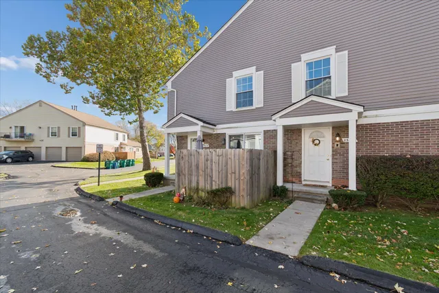 $255,000 | 23675 Stonehenge Boulevard, Novi, MI 48375