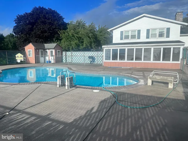 $499,900 | 161 Crest Drive, Boyertown, PA 19512