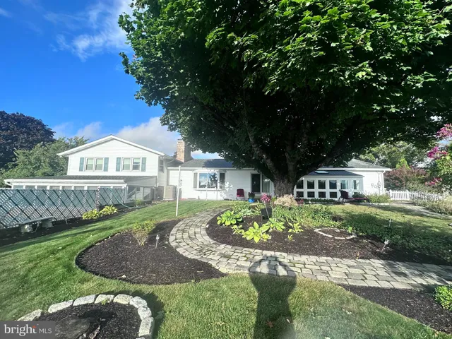 $499,900 | 161 Crest Drive, Boyertown, PA 19512