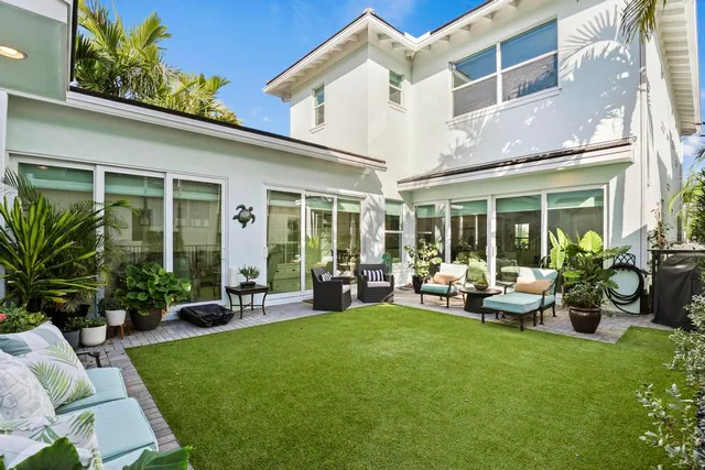 $1,750,000 | 7037 Edison Place, Palm Beach Gardens, FL 33418