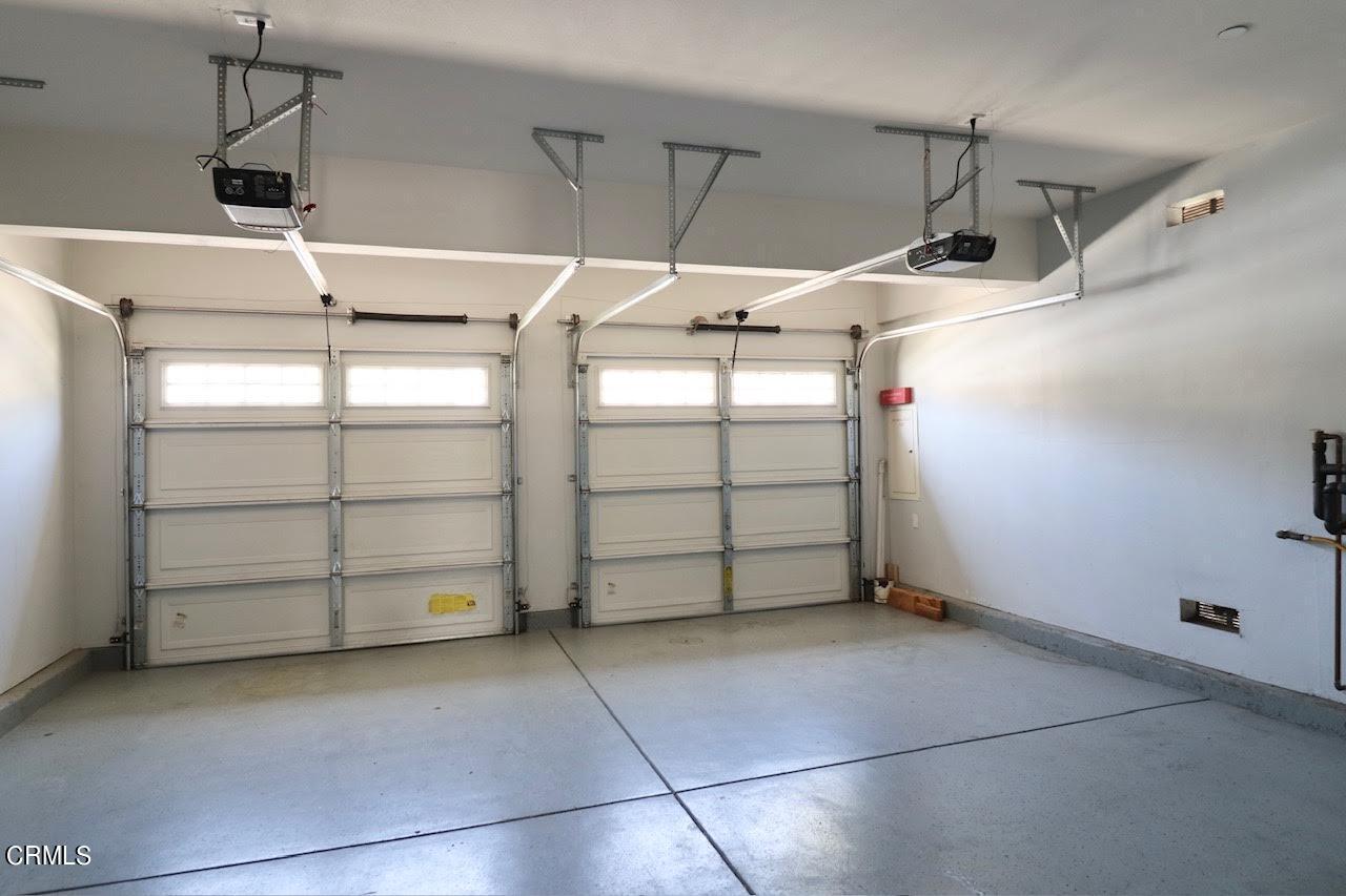 5200 Edgar Street Oxnard, CA 93033 - Photo 20 of 20 a view of a garage room