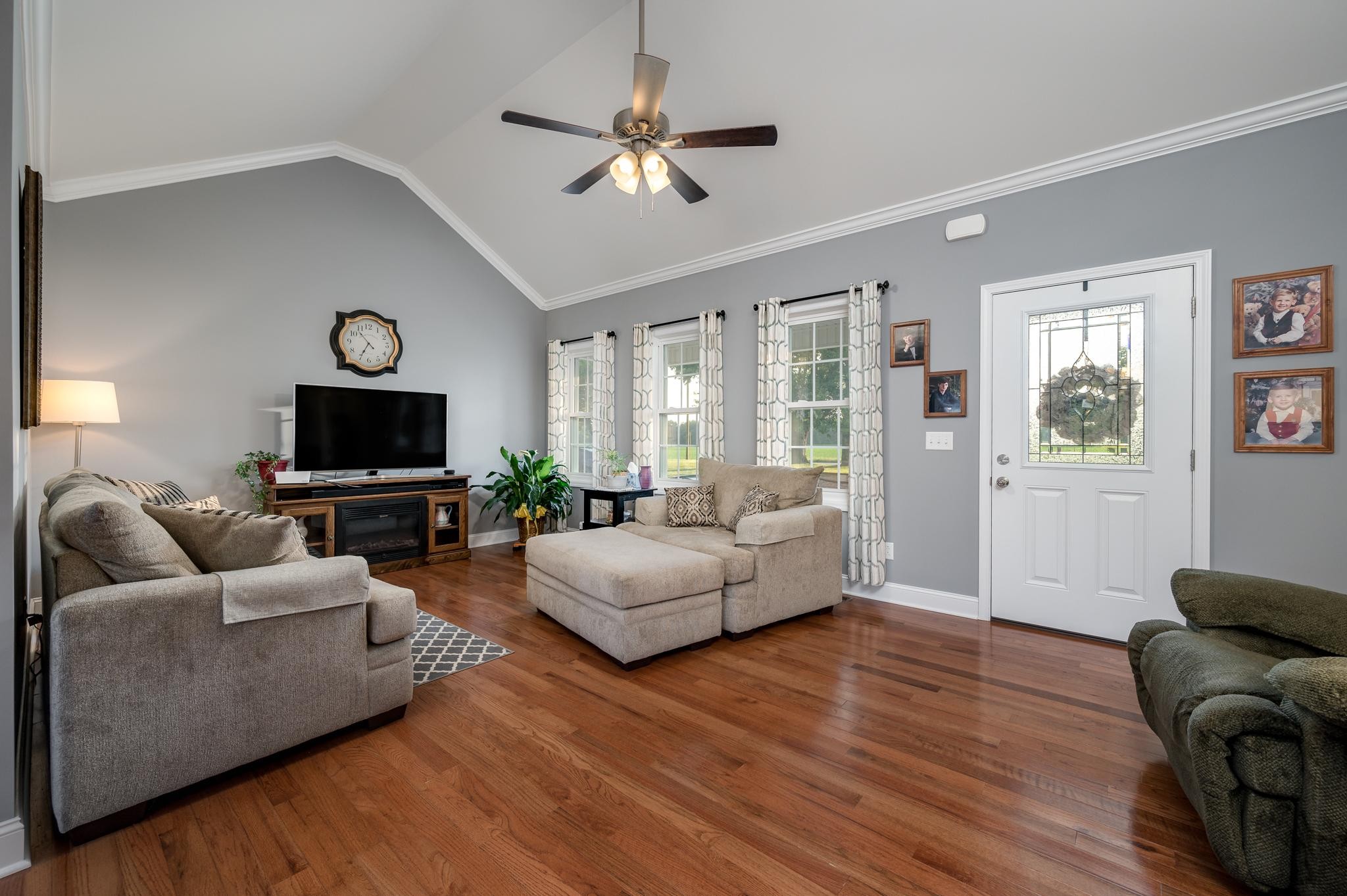 8284 Fredonia Road Manchester, TN 37355 - Photo 5 of 25 a living room with furniture a flat screen tv and a window