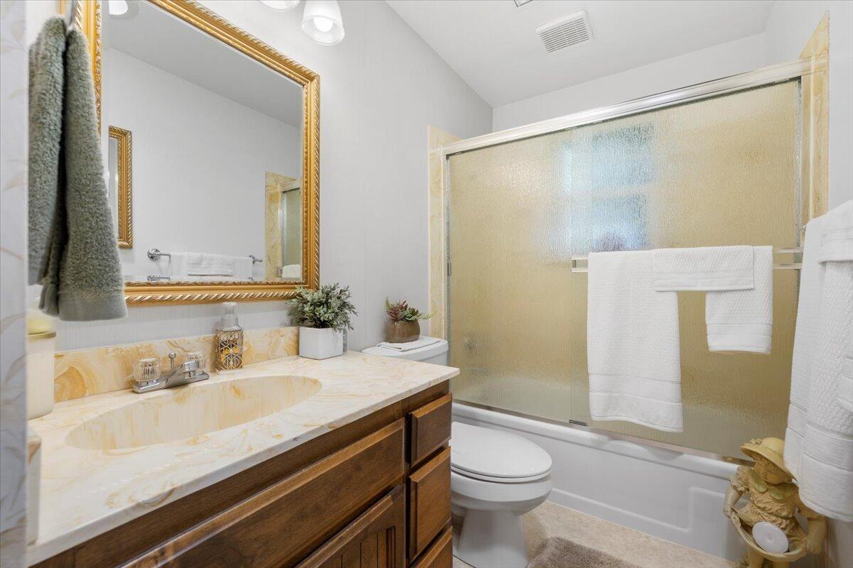 661 Prairie Court Central Point, OR 97502 - Photo 16 of 32 18-D9A3850