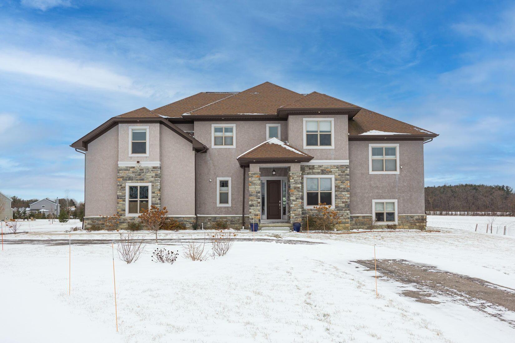 Welcome to 4908 South Section Line Rd.!