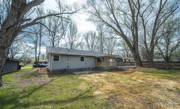 $275,000 | 343 Winter Drive, St. James, MO 65559