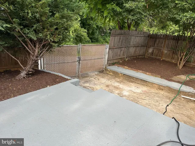 a view of washer and dryer