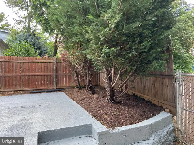 a view of sign board