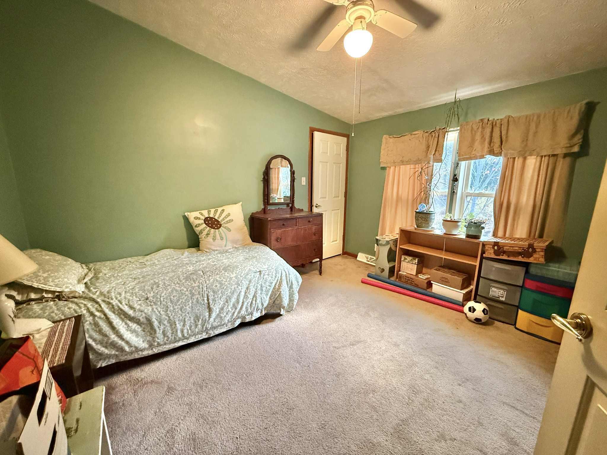 137 Canton Road Livermore, ME 04253 - Photo 10 of 19 68de2d3b-8044-4d66-9c88-99be3322c7c5