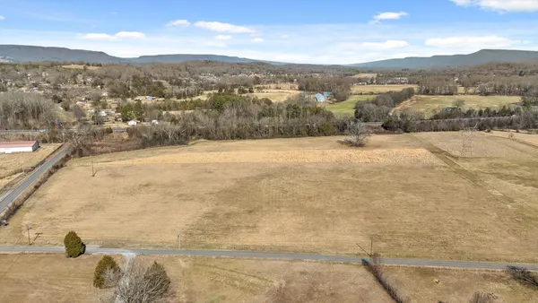 $375,000 | 175 Hass Road, Jasper, TN 37347