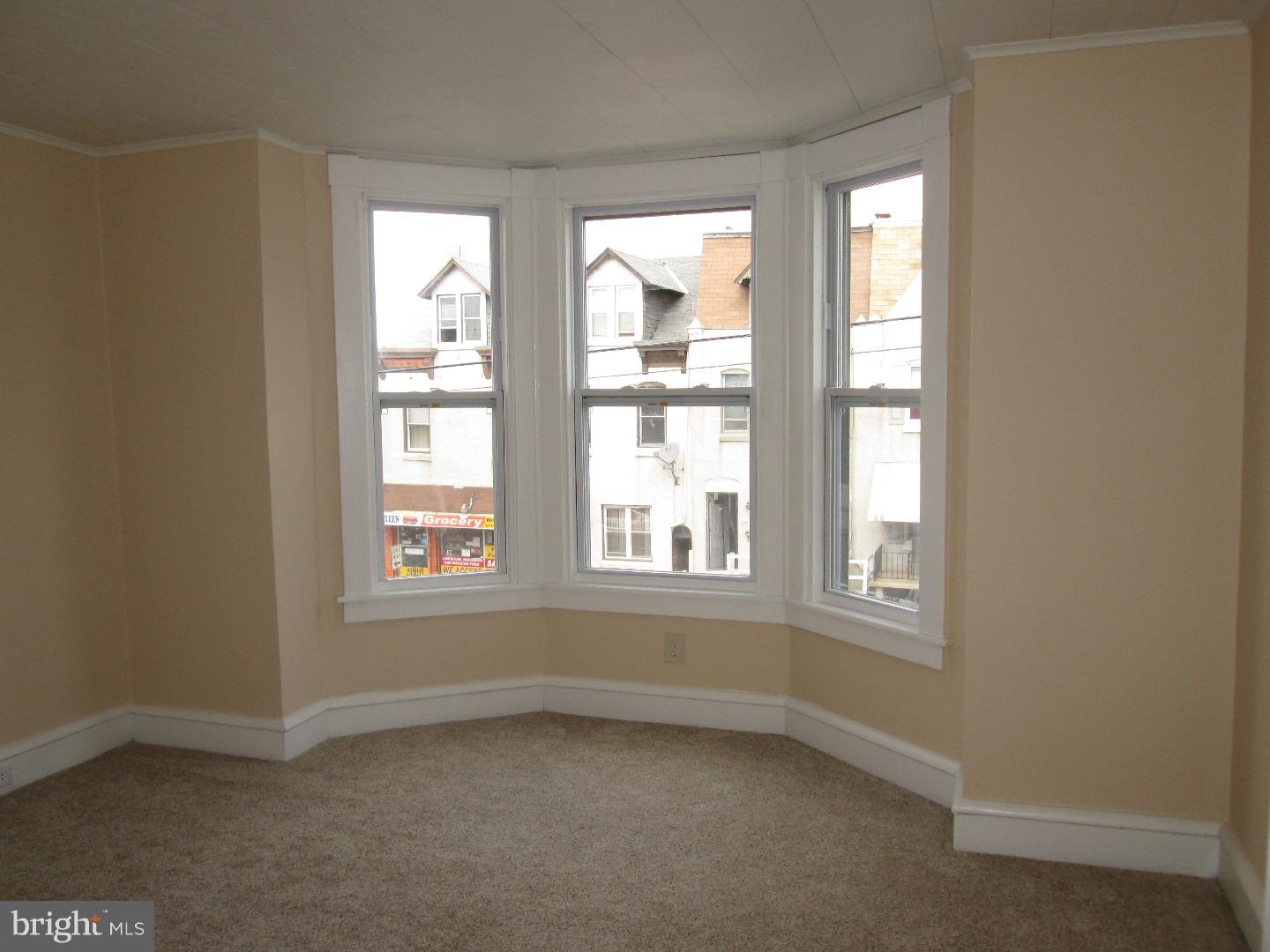 1038 Perry Street Reading, PA 19604 - Photo 11 of 14 Gallery Image 11