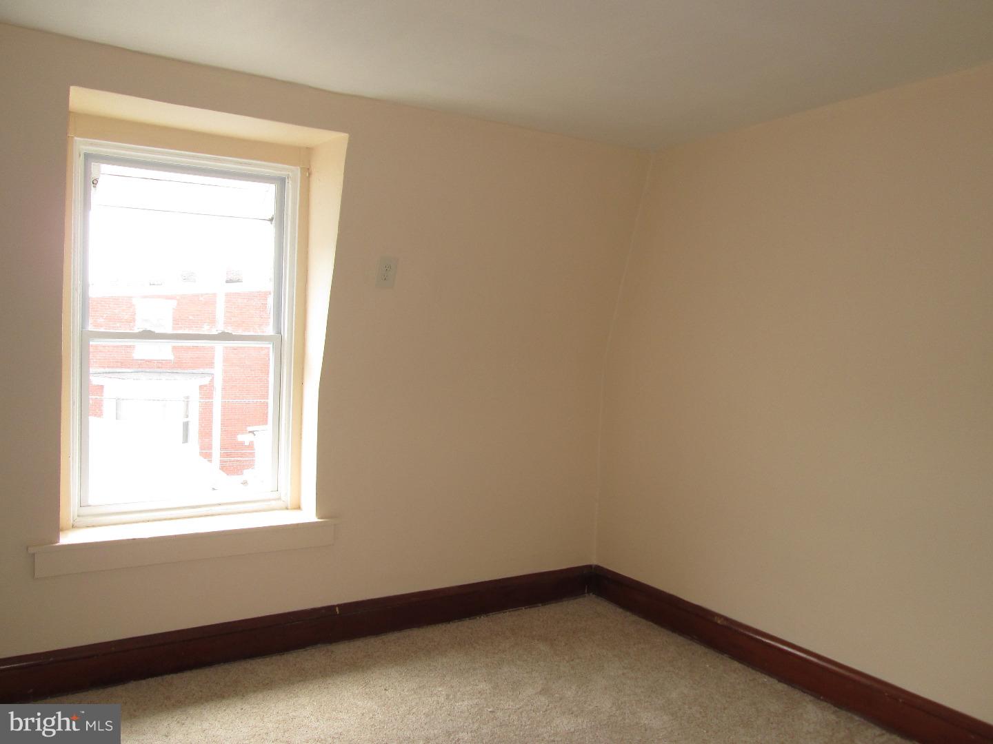 1038 Perry Street Reading, PA 19604 - Photo 14 of 14 Gallery Image 14