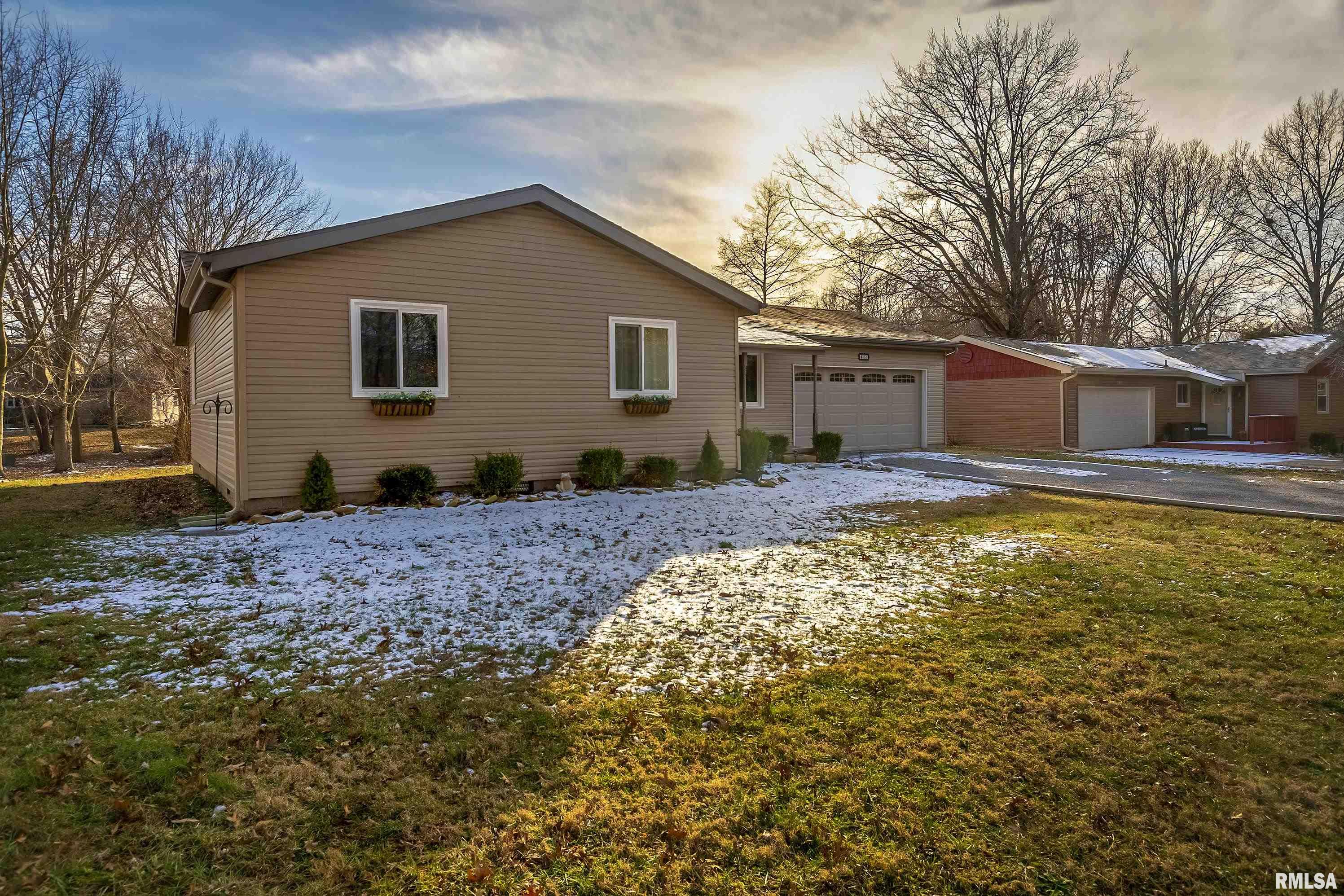 11888 Trolley Line Road Marion, IL 62959 - Photo 3 of 30