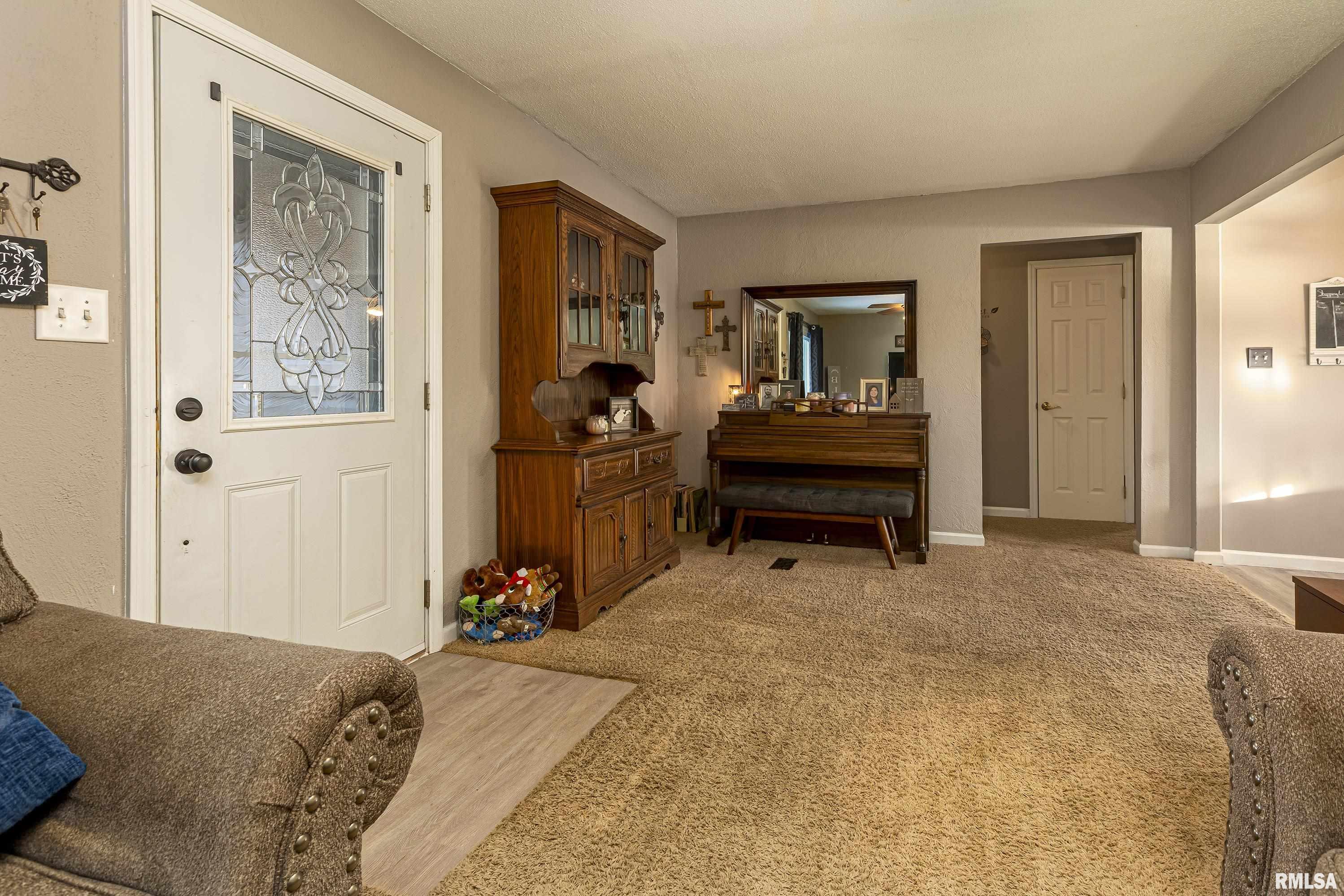 11888 Trolley Line Road Marion, IL 62959 - Photo 7 of 30