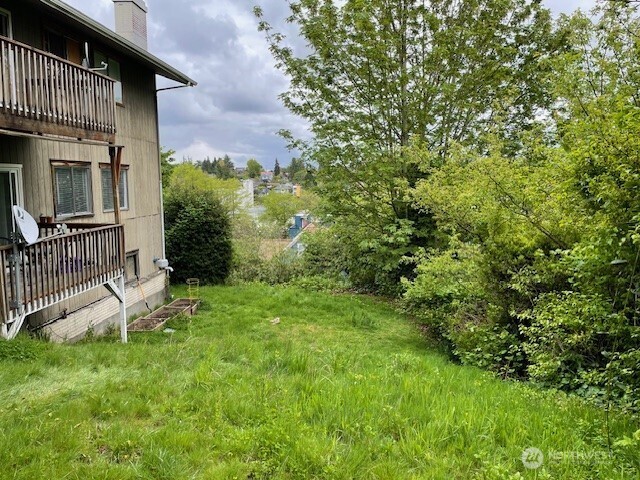 4051 Letitia Avenue South Seattle, WA 98118 - Photo 18 of 24