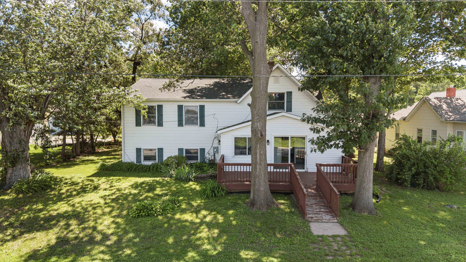 404 North 1st Avenue Hampton, IL 61256 - Photo 1 of 28