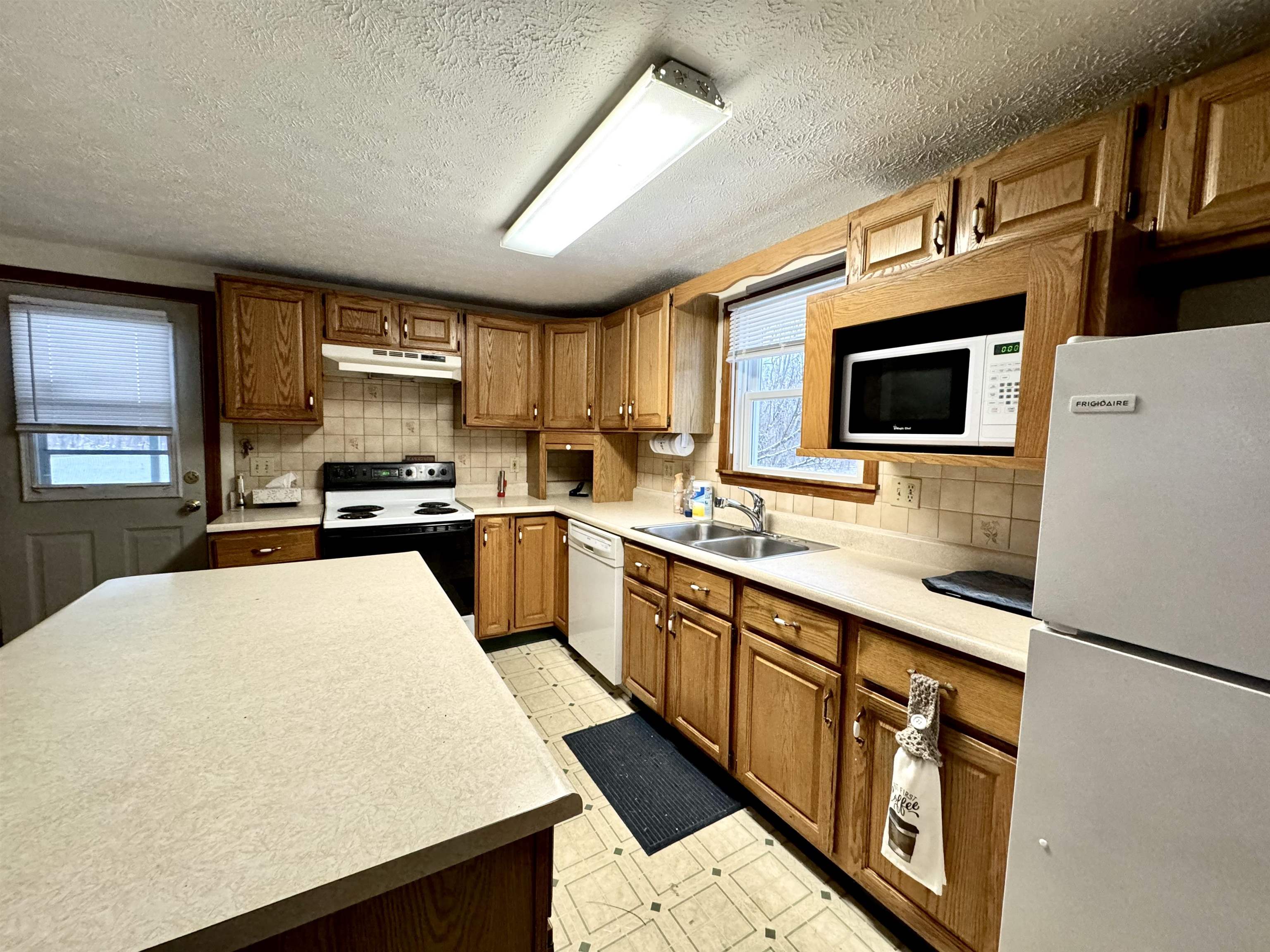 944 Halls Stream Road Pittsburg, NH 03592 - Photo 39 of 40 Gallery Image 39