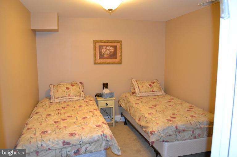 6507 Edenvale Road Baltimore, MD 21209 - Photo 8 of 20 Bedroom