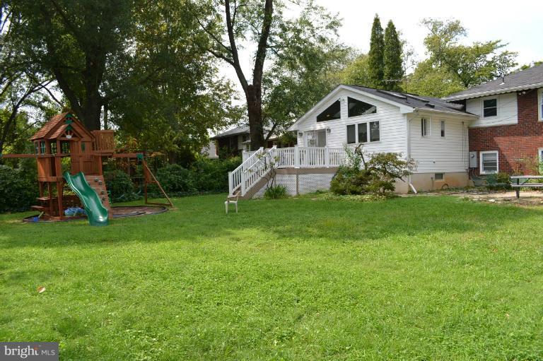 6507 Edenvale Road Baltimore, MD 21209 - Photo 9 of 20 Exterior (Rear)