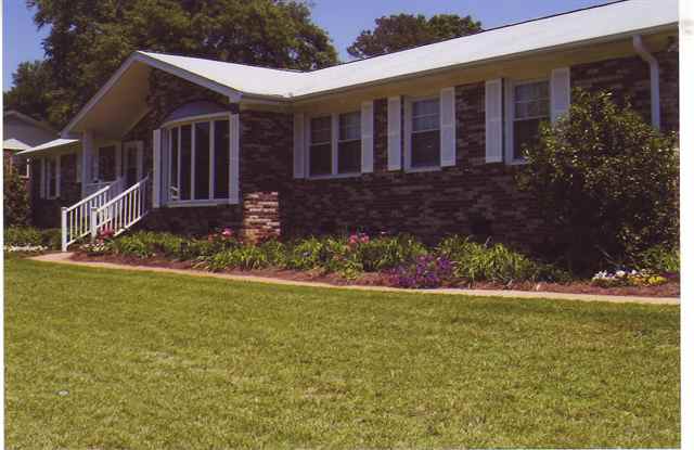 502 American Legion Road Greer, SC 29651 - Photo 1 of 17 Gallery Image 1