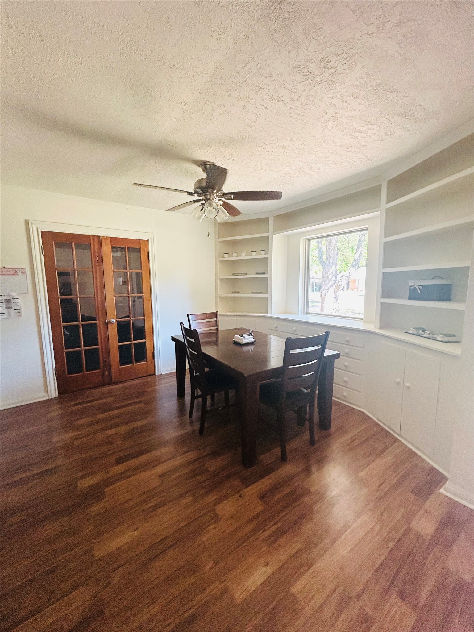 317 Harbert Street Columbus, TX 78934 - Photo 12 of 18