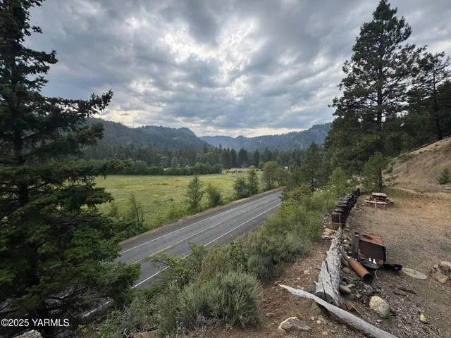 a view of a lake with outdoor space