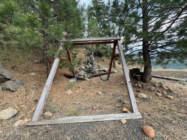 $95,000 | 410 Ave Naches Wa 98937 Avenue, Naches, WA 98937