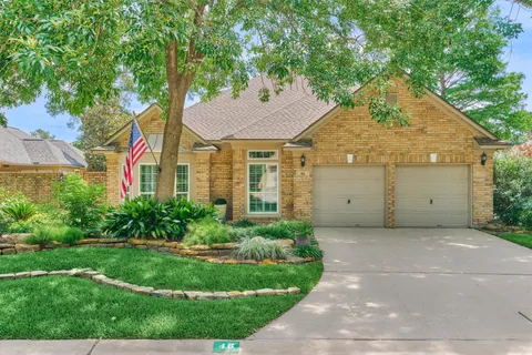 $925,000 | 46 North Copperknoll Circle, The Woodlands, TX 77381