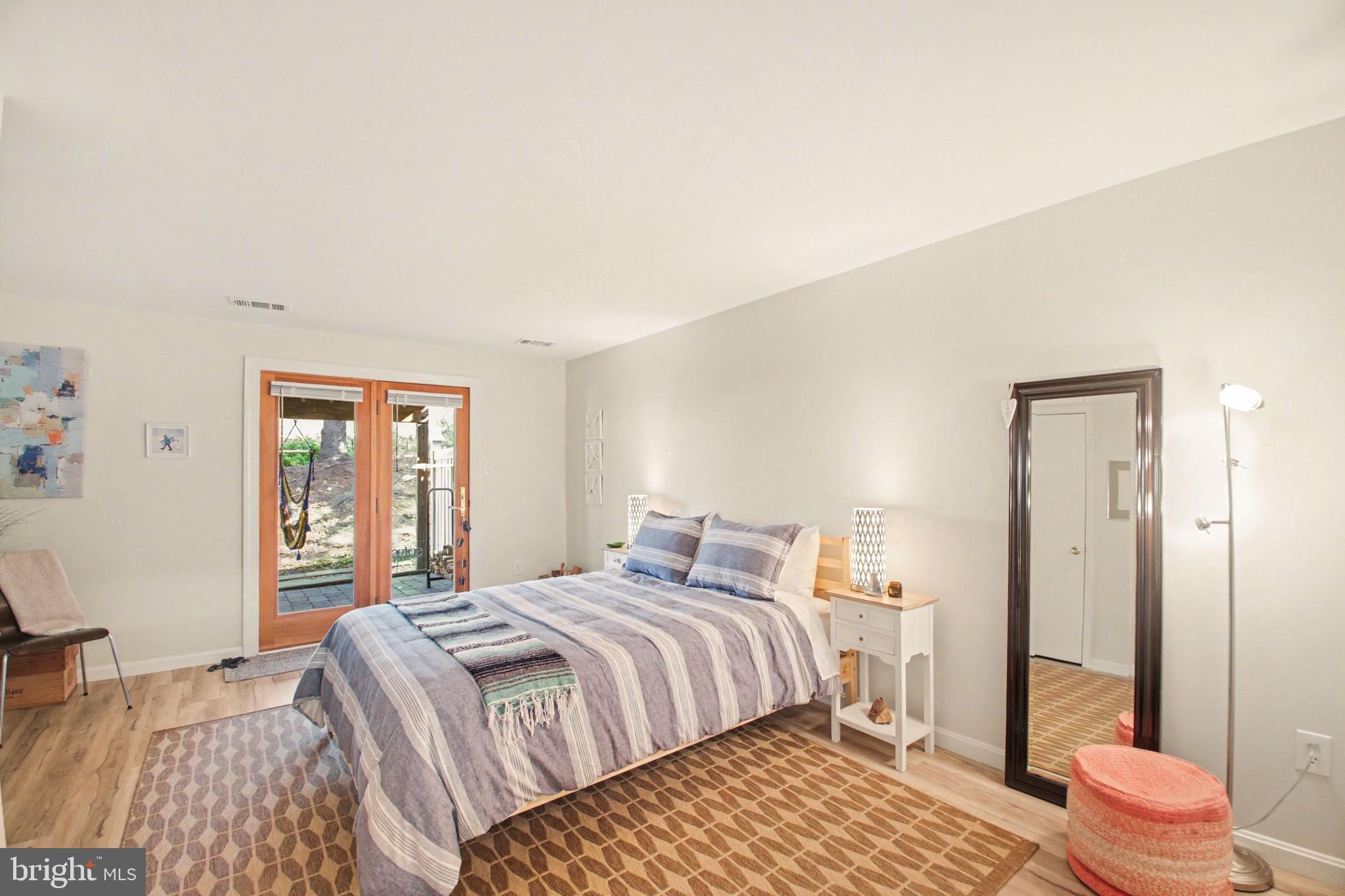 11906 Crosswind Court Reston, VA 20194 - Photo 15 of 30 Third bedroom