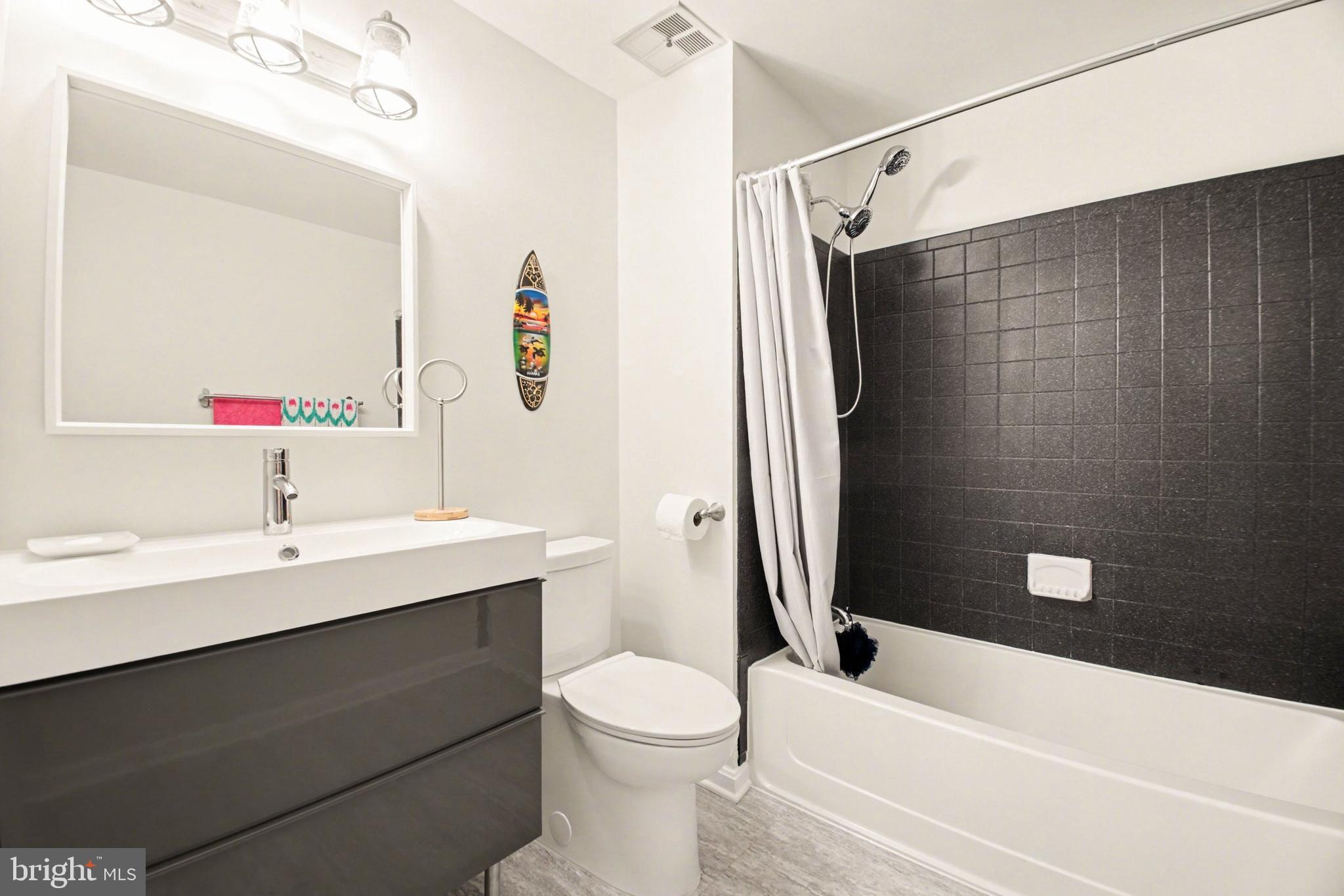 11906 Crosswind Court Reston, VA 20194 - Photo 17 of 30 Full bath lower level