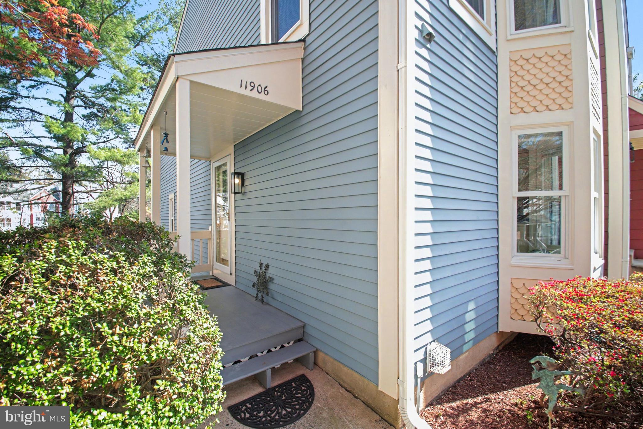 11906 Crosswind Court Reston, VA 20194 - Photo 2 of 30 11906 Crosswind Ct