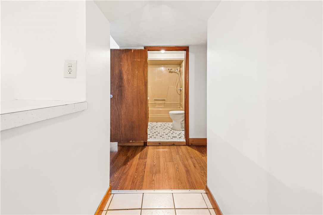22 Selkirk Road Cranston, RI 02905 - Photo 31 of 39 Gallery Image 31