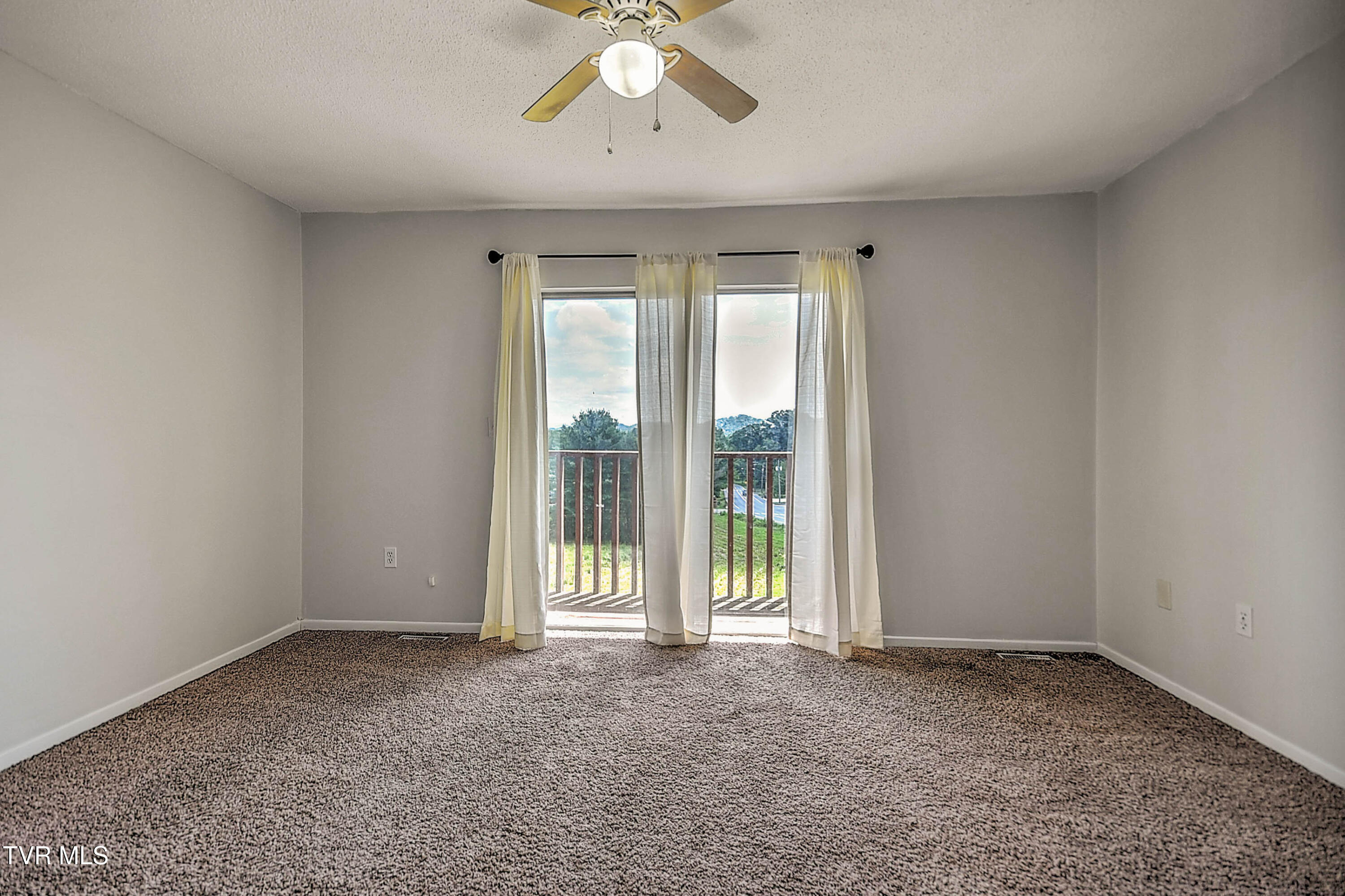 1805 King College Road, Unit E4 Bristol, TN 37620 - Photo 14 of 25 1805 King College TC-19