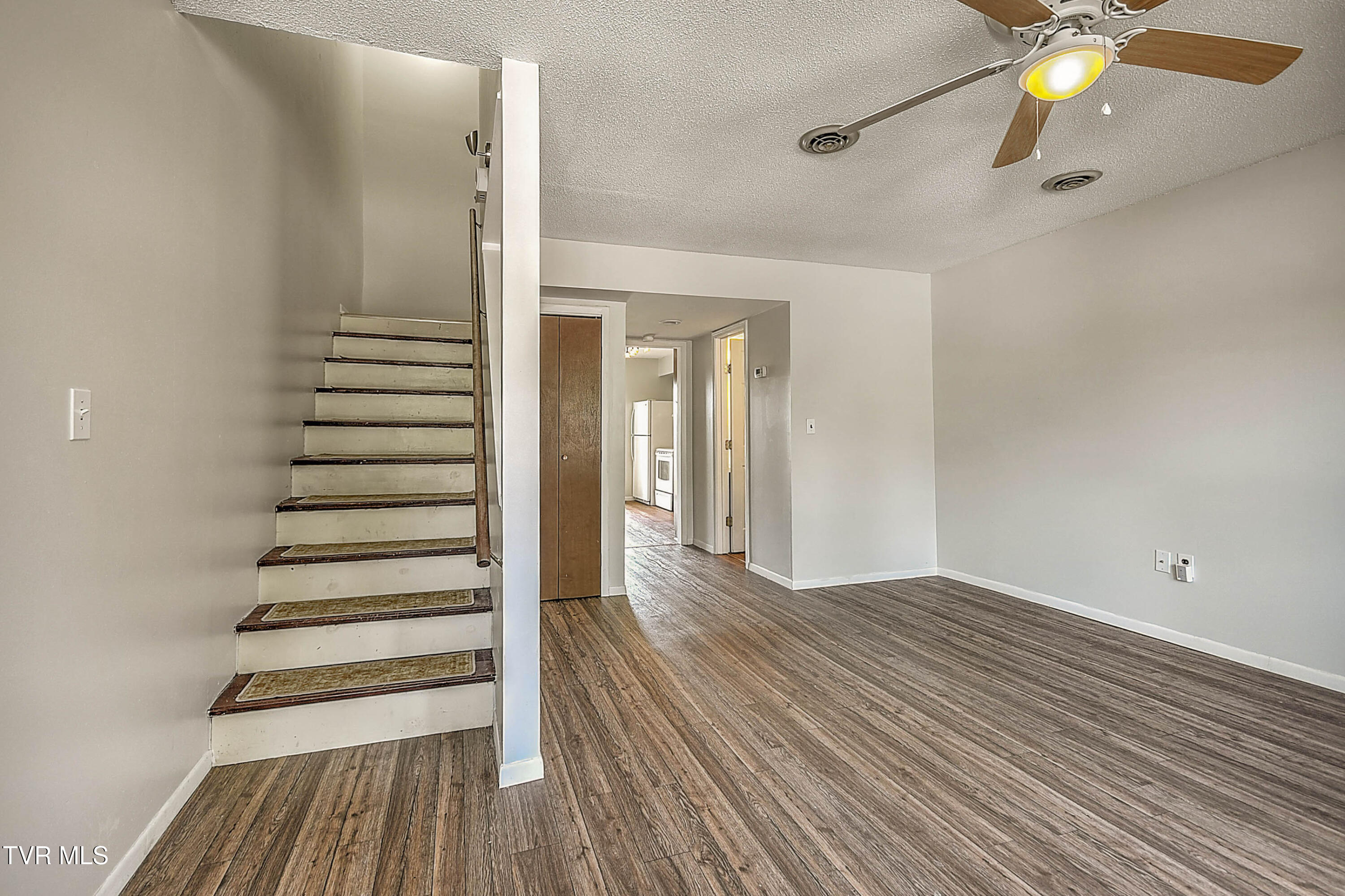 1805 King College Road, Unit E4 Bristol, TN 37620 - Photo 4 of 25 1805 King College TC-6