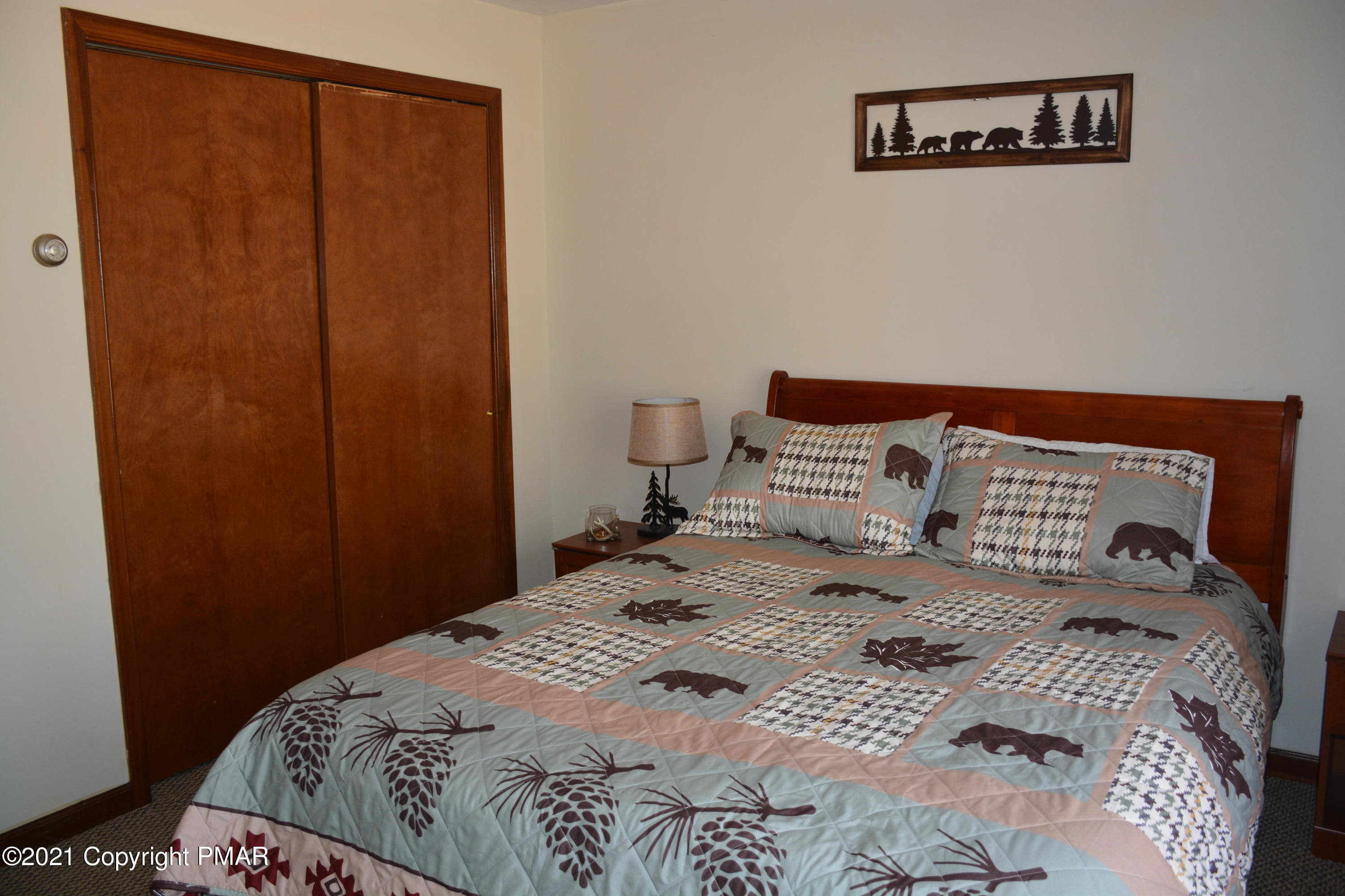 196 Canterbury Road Bushkill, PA 18324 - Photo 11 of 24 DSC_0770