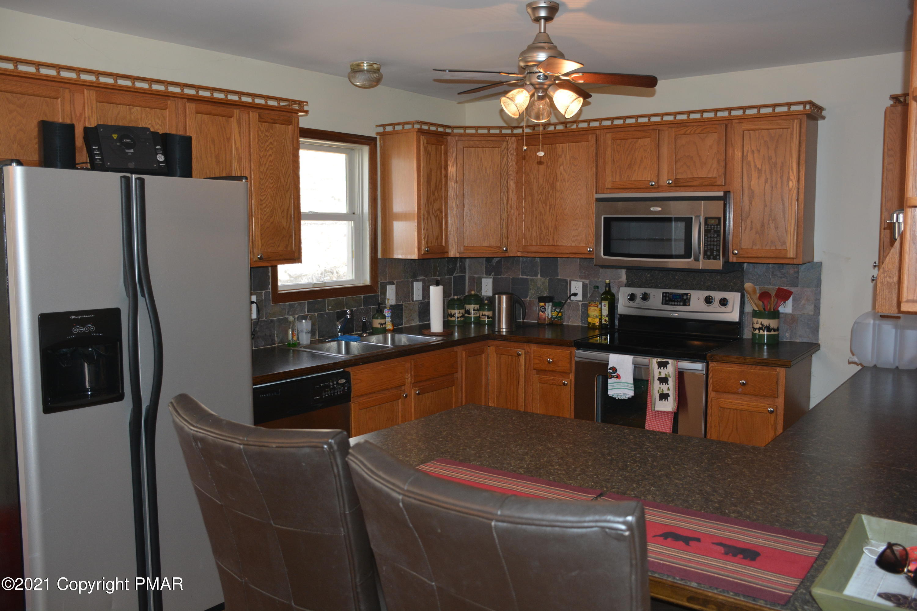 196 Canterbury Road Bushkill, PA 18324 - Photo 5 of 24 DSC_0764