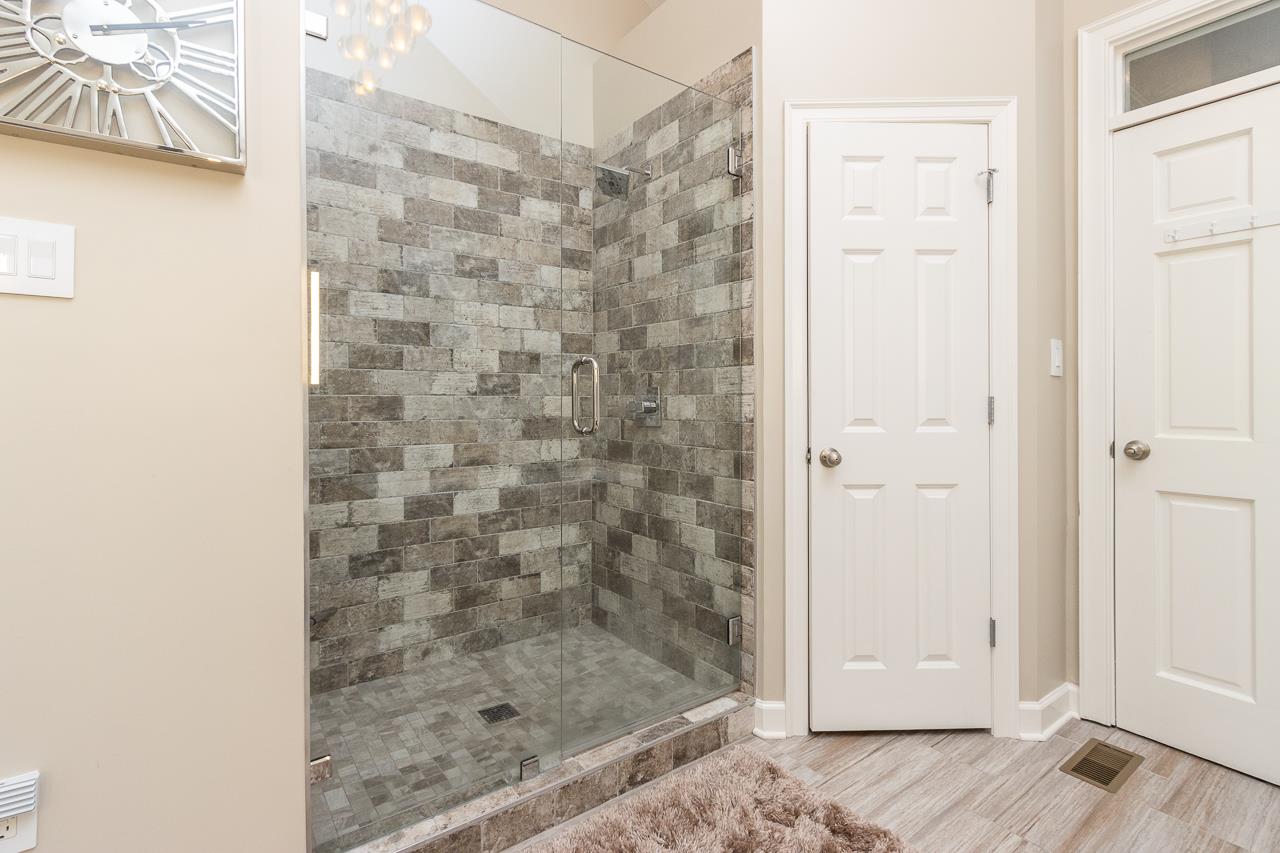 1139 Oak River Road Memphis, TN 38120 - Photo 17 of 25 Gallery Image 17