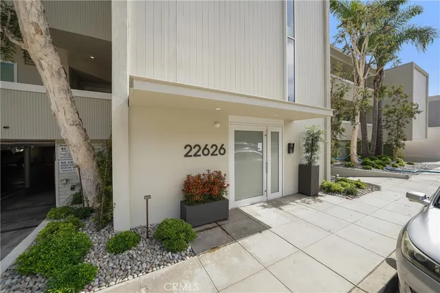 $5,950 | 22626 Pacific Coast Highway, Malibu, CA 90265