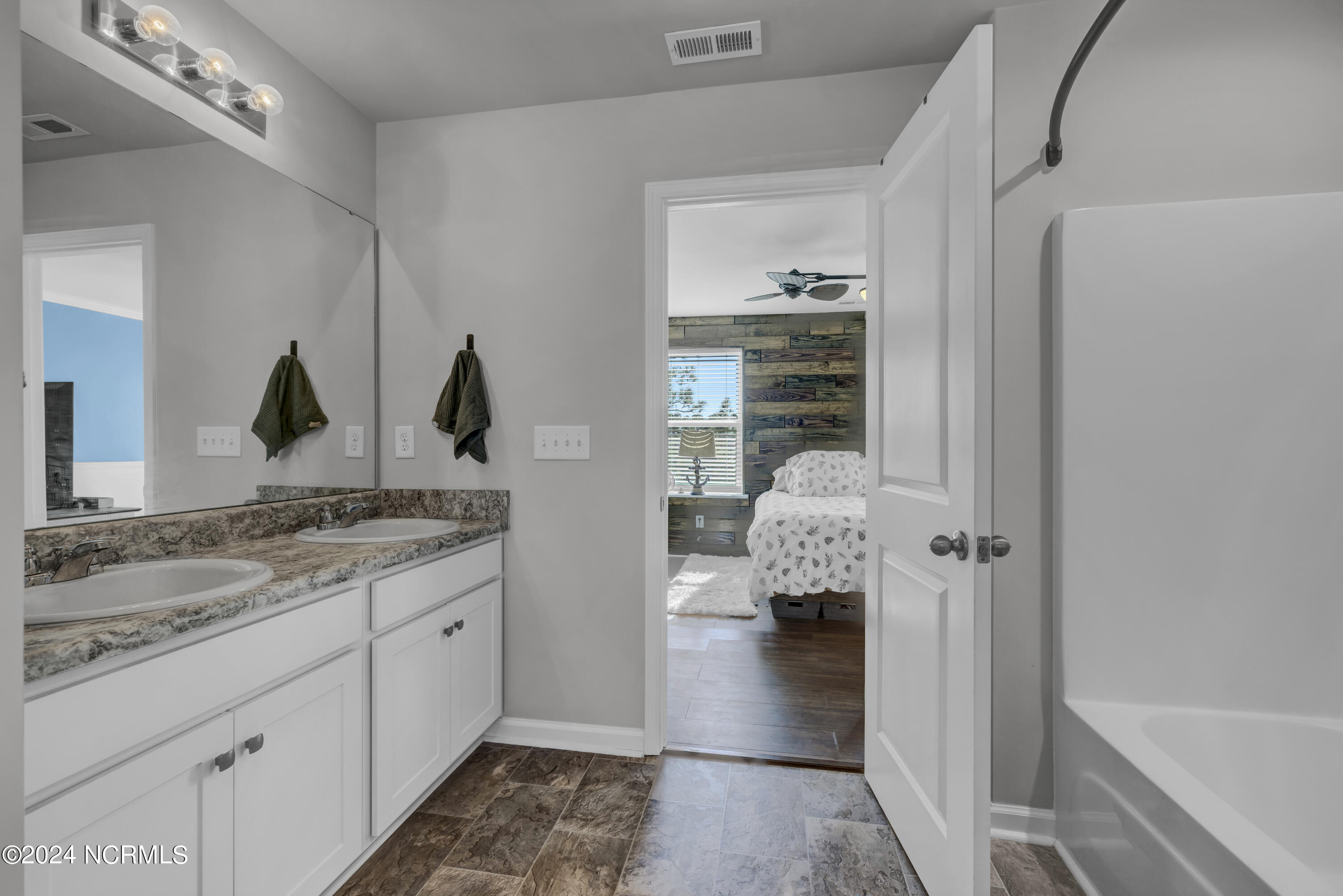396 Hope Lane Holly Ridge, NC 28445 - Photo 13 of 37 6Q7A0909