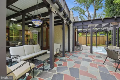 $1,650,000 | 127 Hesketh Street, Chevy Chase, MD 20815